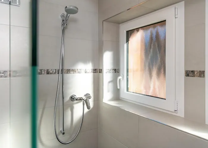 Touring Chez Georges Апартаменты Грахен